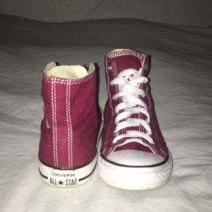 Maroon high top converse